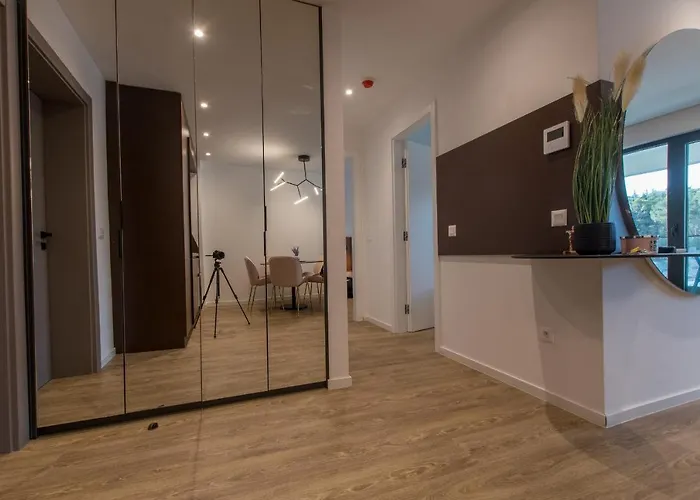 아파트 Lux Ella With Shared Pool 마카르스카